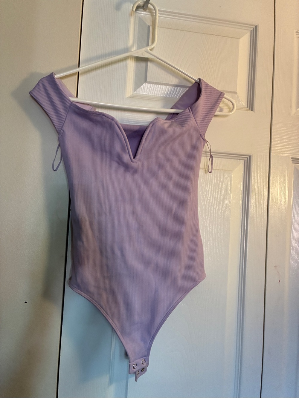 Express Girls Lavender Off-Shoulder Ribbed Bodysuit